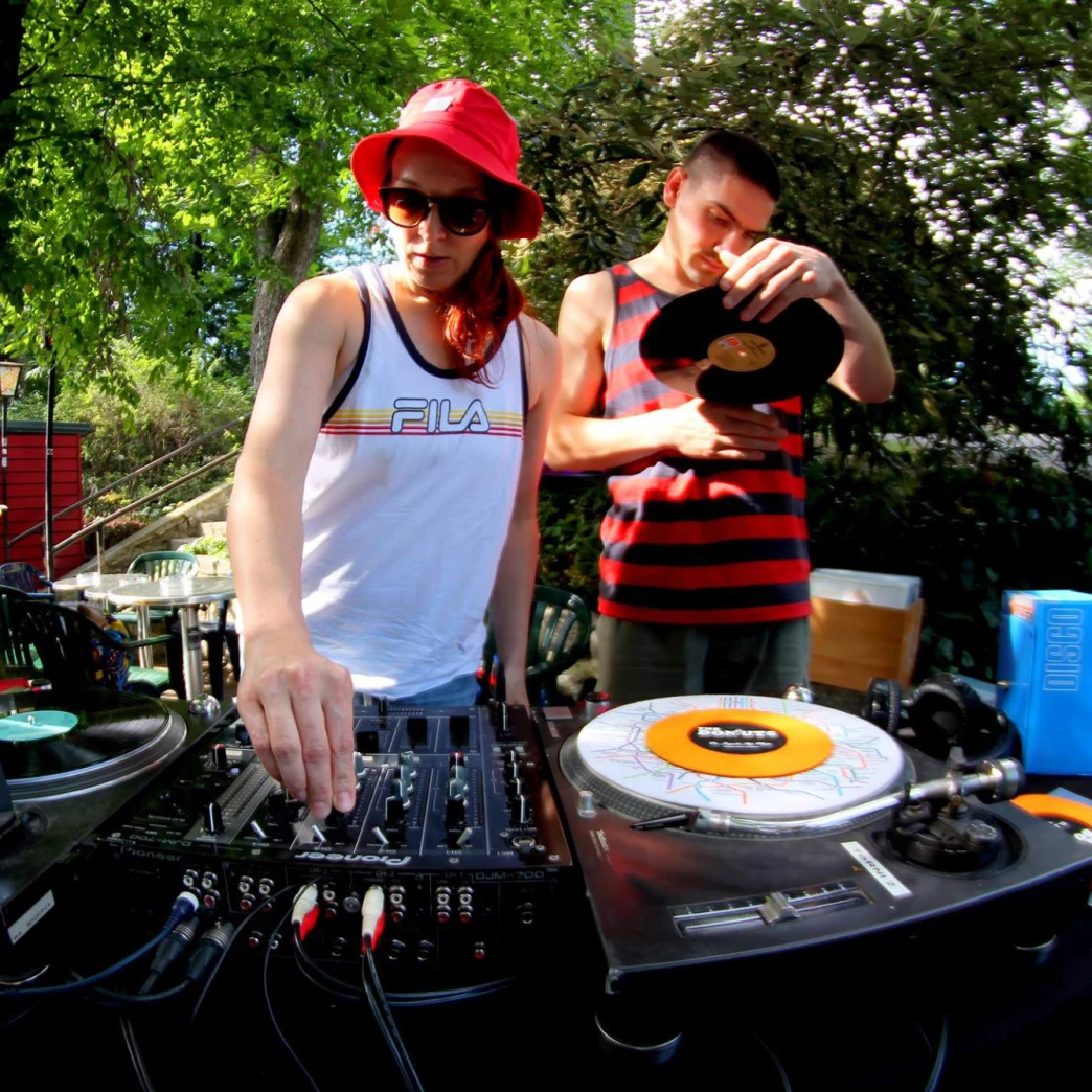 30.06 - Soulvenia & Superflinda